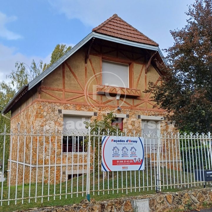 Peintures façades d'une maison à Orsay, 91400, Essonne