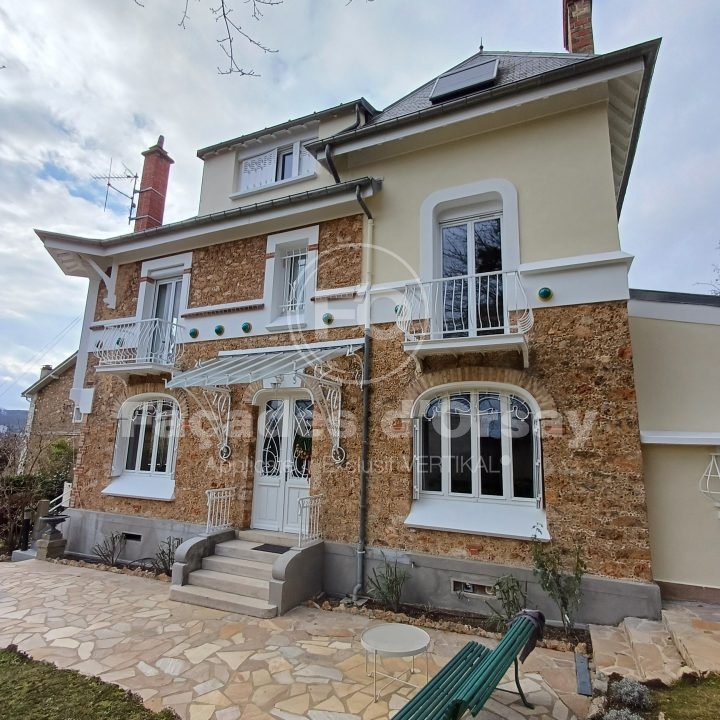 Façadier d'une maison à Palaiseau, 91477, Essonne