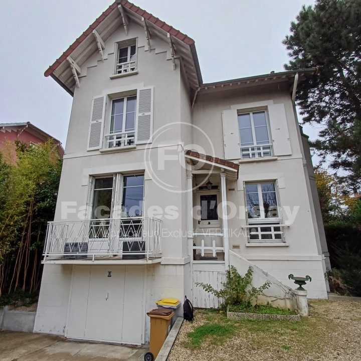 Peintures façades d'une maison à Verrières-le-Buisson, 91370, Essonne